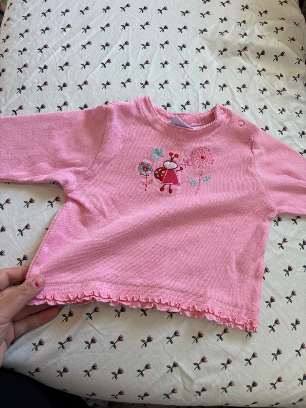 Pink Embroidered lady bug Long-Sleeve Baby sweater - Picture 2 of 7